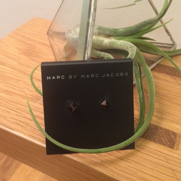 Marc by Marc Jacobs Pyramid Stud Earings