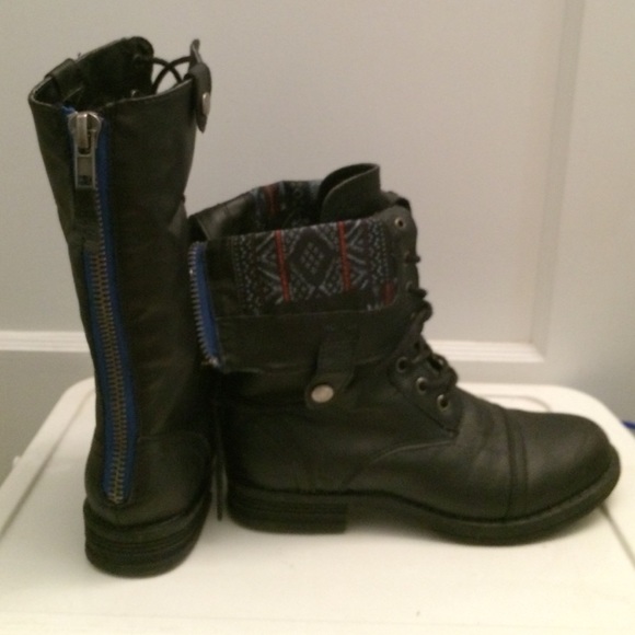 Steve Madden combat boots in black