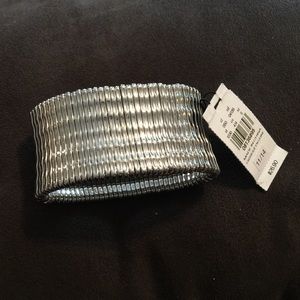 Express NWT silver stretchy bracelet