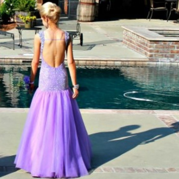 Lavender purple Sherri hill mermaid backless dress - Picture 4 of 4