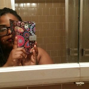 Meet your Posher, Vanessa