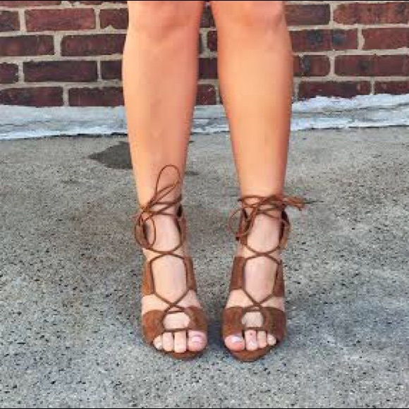 Zara Shoes - Suede laced up heel
