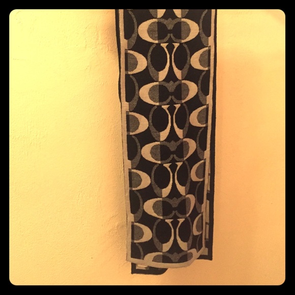 Coach scarf
