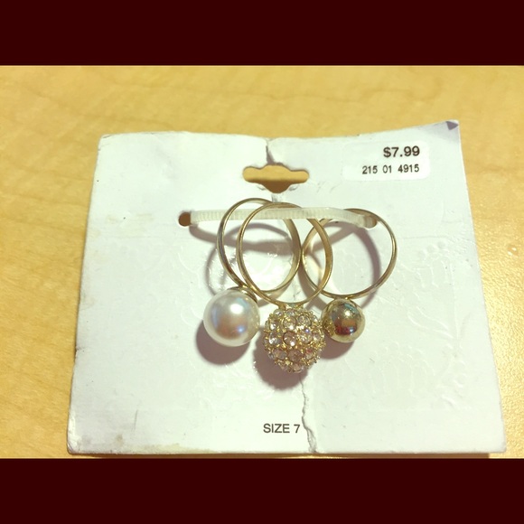 Stackable fashion rings