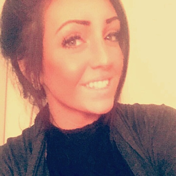 Meet your Posher, Briana