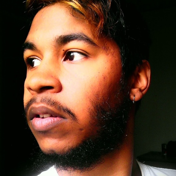 Meet your Posher, Joél - Picture 1 of 1