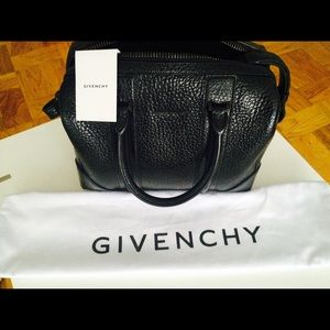Givenchy Lucrezia Medium Duffle Sold