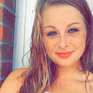 Meet your Posher, Kelsie
