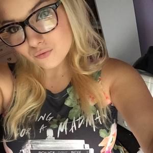 Meet your Posher, Amber