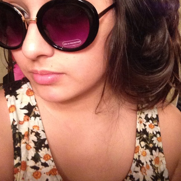 Black and gold sunnies, never been used!