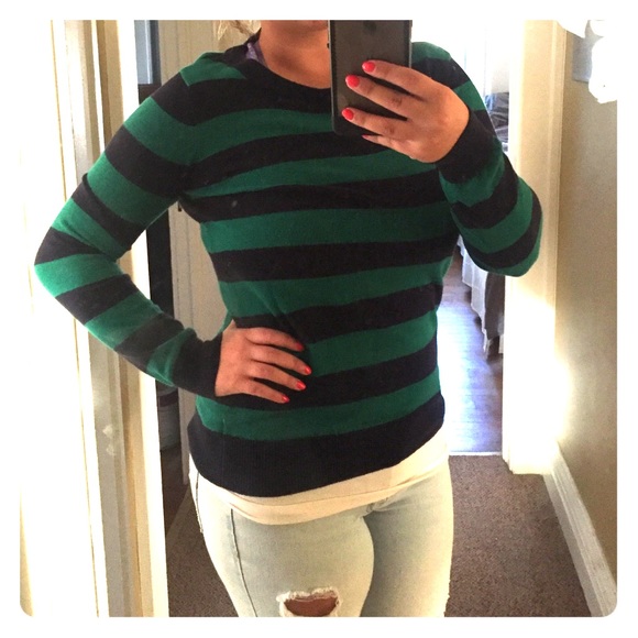 Long sleeve sweater top