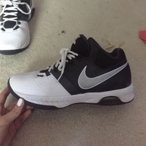 Womens Nike Basketball Shoes Size 10