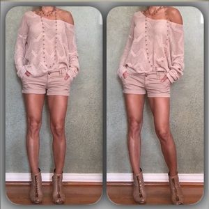 🌷Champaign colored crocheted pattern top🌷