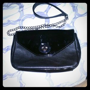 Cross over black bag