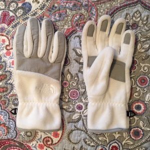 North Face Gloves