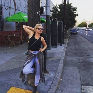 Meet your Posher, Mikalia