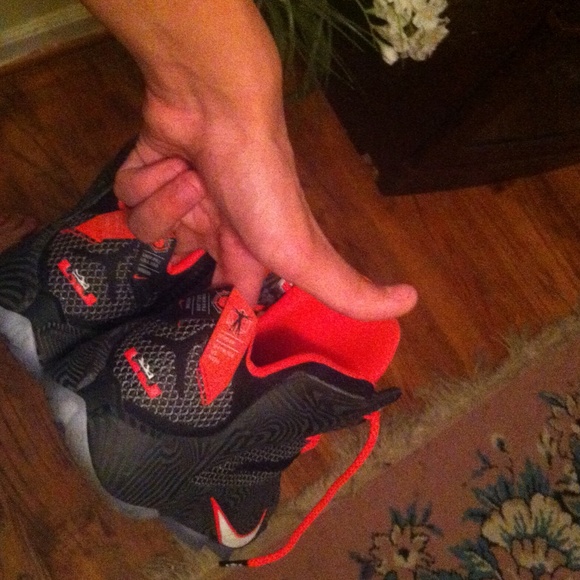 Nike lebron 12's - Picture 1 of 4