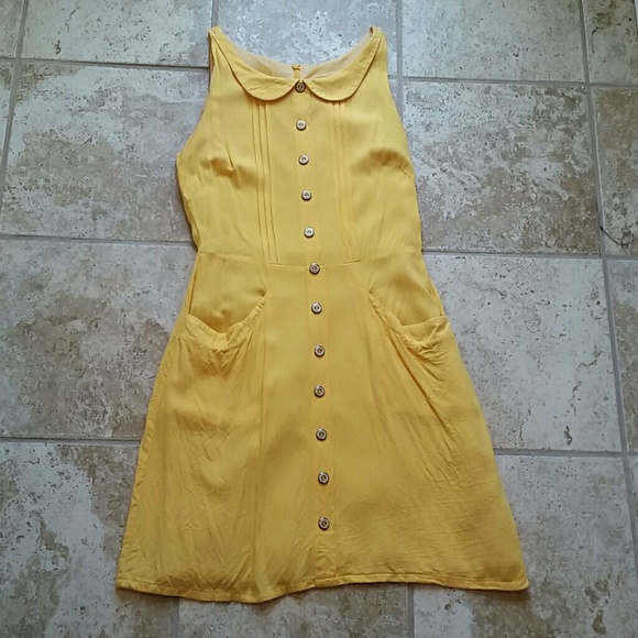 It takes turmeric dress