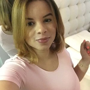 Meet your Posher, Cristina