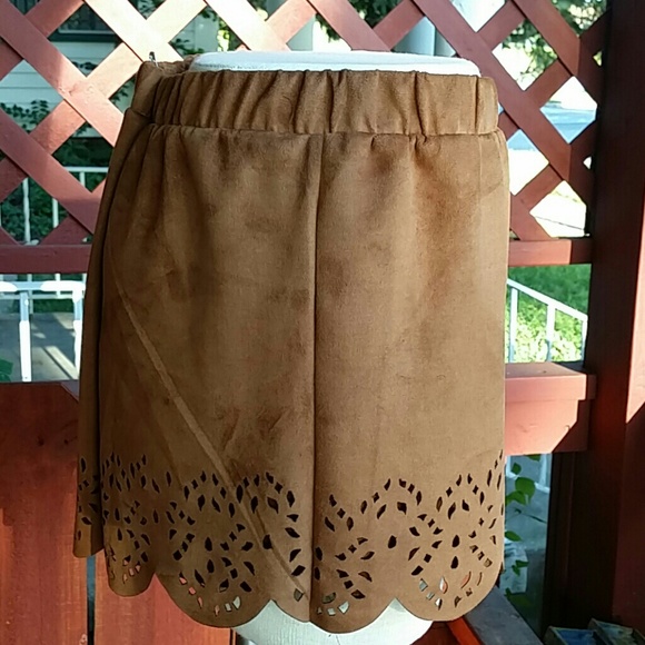 NWT Suede Lookalike Shorts - Picture 2 of 4