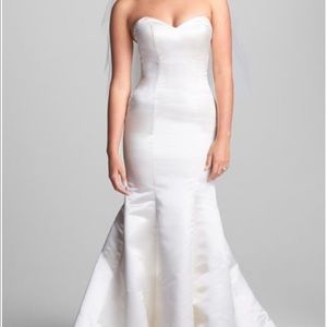 OLIA ZAVOZINA wedding dress sweetheart trumpet