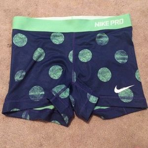 Nike pro navy & green polka dot compression short