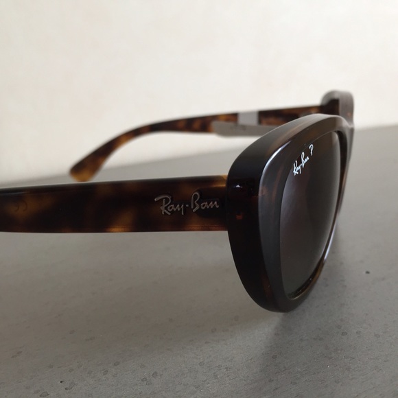 🛍BUNDLED🛍RayBan Tortoise Frame 4227 Sunglasses - Picture 2 of 4
