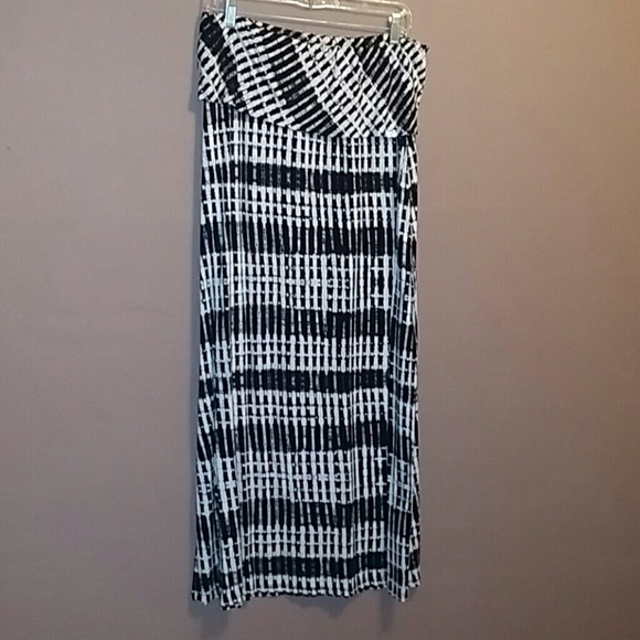 Calvin Klein Dresses & Skirts - Calvin Klein maxi skirt