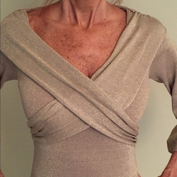 Metallic long sleeve cross over top - Picture 3 of 4