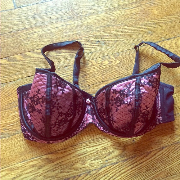 Sexy pink & black bra