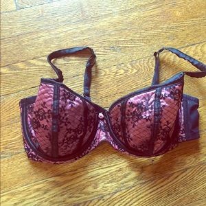Sexy pink & black bra