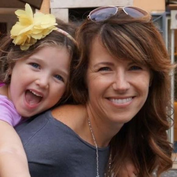 Meet your Posher, Nicole - Picture 1 of 1