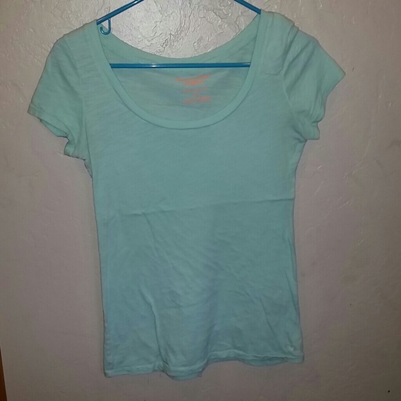 American Eagle Basic Tee