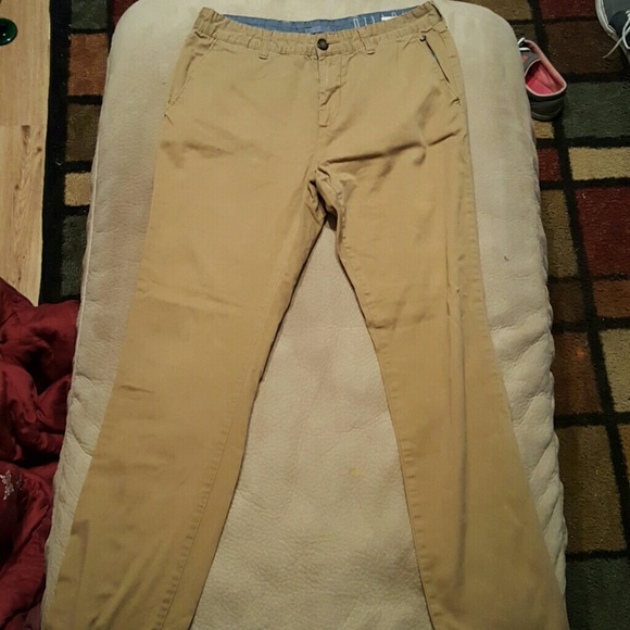 Bullhead chinos