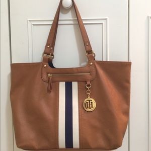 Tommy Hilfiger Tote
