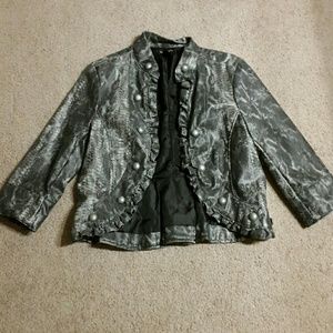 Cropped jacket