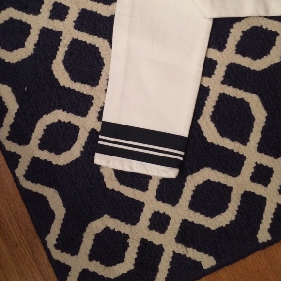 🆕J crew Jean - Picture 2 of 3