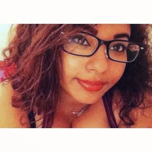 Meet your Posher, Lynda