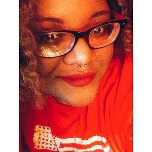 Meet your Posher, Ariel