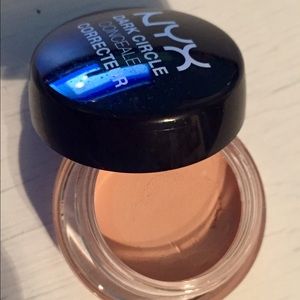 NYX Dark Circle Corrector
