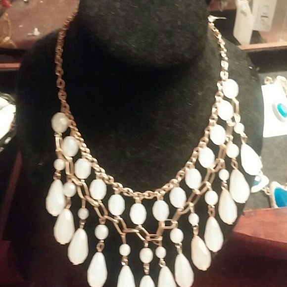 Pink Drop Necklace Set NWOT - Picture 1 of 2