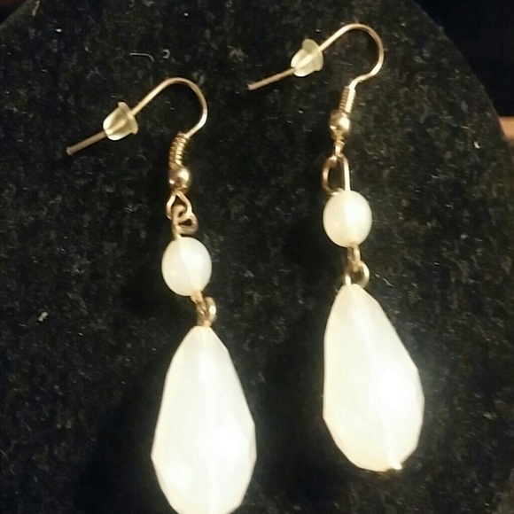 Pink Drop Necklace Set NWOT - Picture 2 of 2