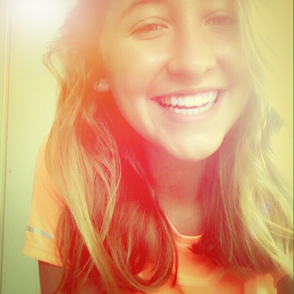 Meet your Posher, Katie - Picture 1 of 1