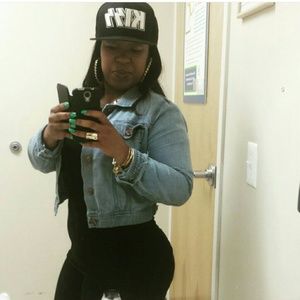 Meet your Posher, Robyn