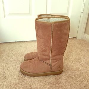 Tall Tan Airwalk Boots