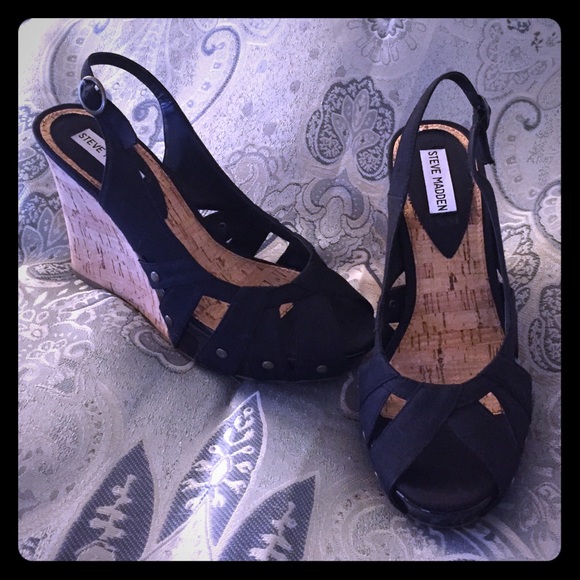 Steve Madden Wedges