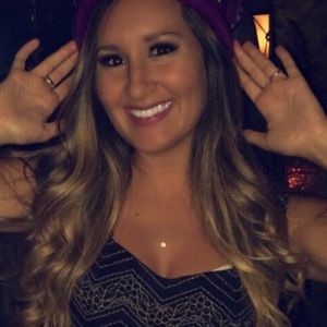 Meet your Posher, Nicole