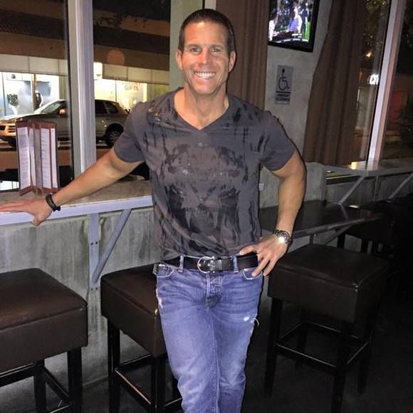 Meet your Posher, Brad - Picture 1 of 1