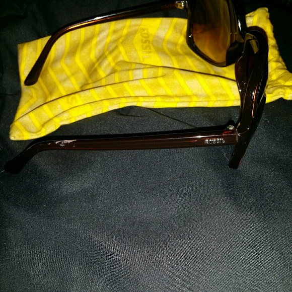 Fossil sunglasses