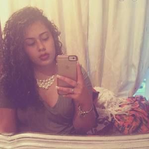 Meet your Posher, Jasmine